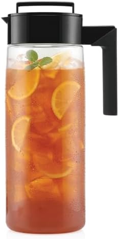 Takeya Airtight Pitcher - Durable BPA-Free Eastman Tritan Odor/Stain-Resistant Leakproof Lid for Iced Tea/Water Easy-Grip Silicone Handle Spill-Free Spout Fridge-Friendly Made in USA 2 Quart/Black by Takeya