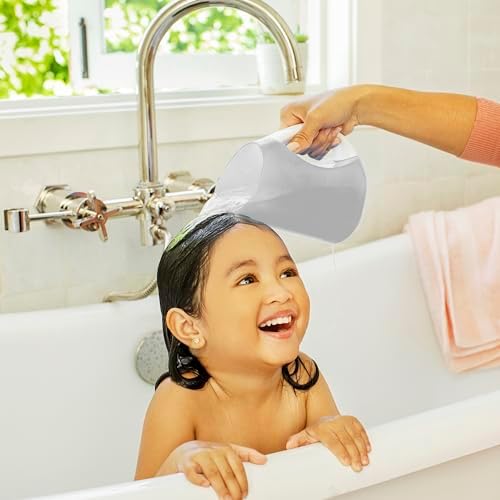Munchkin® Rinse™ Baby Bath Rinse Cup, Soft Rim Shampoo Rinser, Grey - Image 2